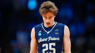 Report: Saint Peter’s NCAA Tournament Star Doug Edert Makes Transfer Decision