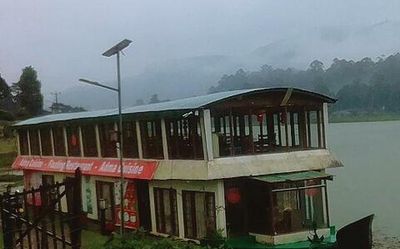 A kettuvallam from Kerala floats on hope in Sri Lanka