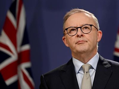 Albanese promises to unite country