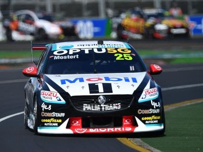 Mostert cruises to Supercars win at GP