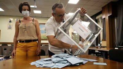 Turnout in first round of French presidential election down 4% from 2017
