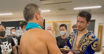 Gennady Golovkin returns belt to defeated Ryota Murata in emotional gesture