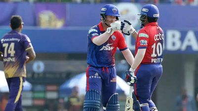 IPL 2022: Warner, Prithvi power Delhi Capitals to 215 for 5 against Kolkata Knight Riders