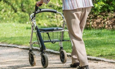 Midlife cognitive training could improve balance in later life