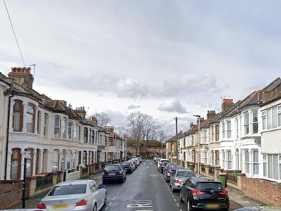 Forest Gate attack: Man arrested after police officer slashed with machete