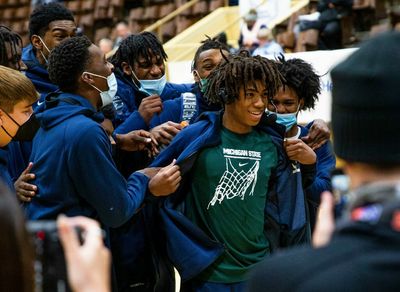 WATCH: Michigan State basketball commit Jeremy Fears with a monster dunk