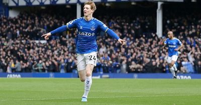 'I don't really get it' - Anthony Gordon makes Everton claim after Manchester United goal