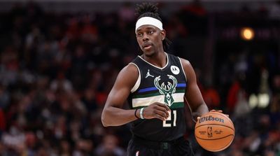 Jrue Holiday Plays for Eight Seconds, Earns $306,000 Bonus in Bucks Season Finale