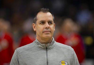 Report: Lakers players disrespected head coach Frank Vogel