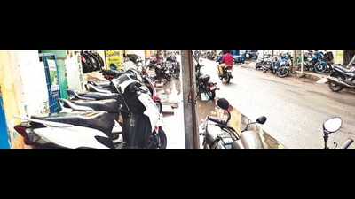 Encroached walkways in Trichy pose big threat to pedestrians