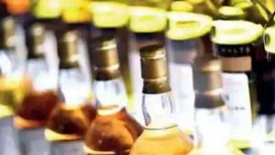Spurious liquor seized, three arrested