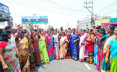 Andhra Pradesh: Denial of Cabinet berth to Balineni triggers protest among YSRCP cadres in Ongole