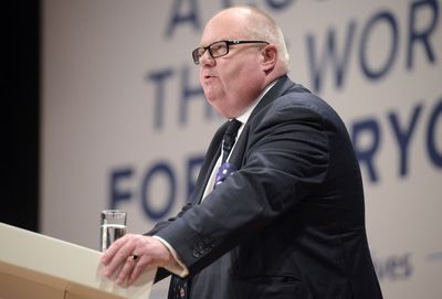 Eric Pickles apologises for getting Grenfell death toll wrong at inquiry