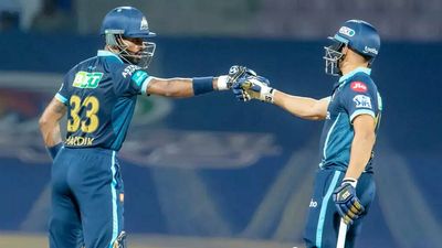 IPL 2022: Hardik Pandya's responsible 50 not out takes Gujarat Titans to 162/7 against SRH