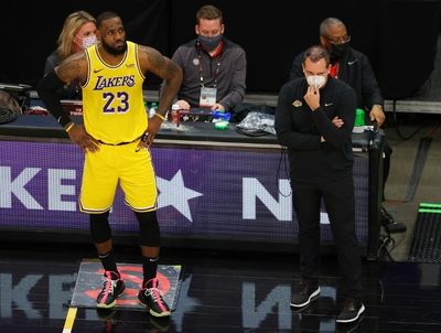 LeBron pays tribute to Lakers coach Vogel, unsure of reported sacking
