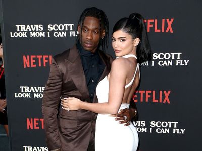 Kylie Jenner seemingly confirms her son still does not have a name