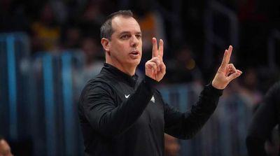 Lakers Tweet Thank-You Note to Frank Vogel After Firing Him