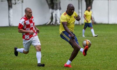 Former Colombia player Freddy Rincón in critical condition after car crash