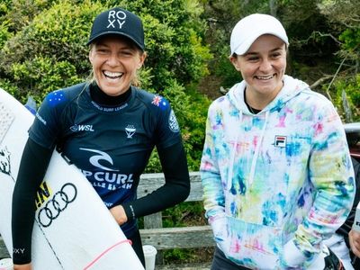 Gilmore, Fanning afloat at Rip Curl Pro