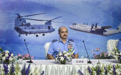 Russia-Ukraine conflict: We are witnessing unfolding of truly hybrid warfare for first time, says IAF Chief