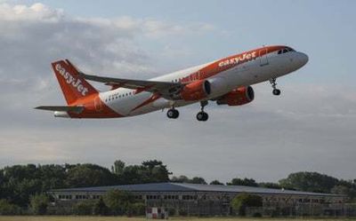 EasyJet trims losses as it eyes a return to pre-pandemic passenger levels