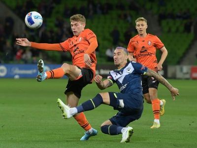 Melbourne Victory, Roar in ALM stalemate