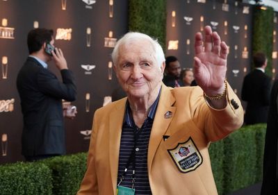 NFL writer Gil Brandt apologizes for comments about late Steelers QB Dwayne Haskins