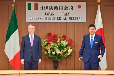 Japan, Italy to lift defense ties amid China, Russia worries