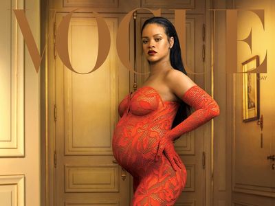 ‘This is art’: Fans in awe of Rihanna’s Vogue maternity cover shoot