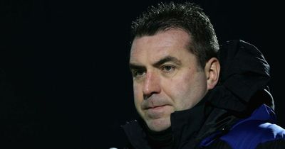 Everton defender leaves mid-season as David Unsworth set for new career step