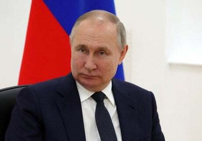 Vladimir Putin says peace talks with Ukraine are at ‘dead end’ and vows war will go on