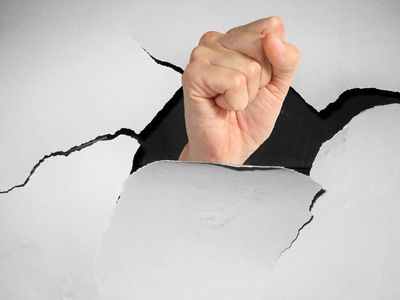 11 Stocks Moving Towards A VWAP Breakout: Tellurian, SM Energy, Freshworks And More