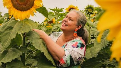 Quirindi's 'second-chance-sunflowers' bloom in time for Easter, as a gift to Ukraine
