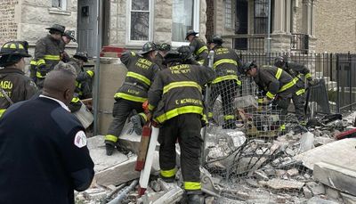Man killed, 2 others seriously hurt in West Side porch collapse