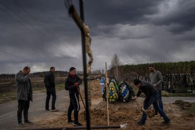 AP PHOTOS on Day 48: Ukraine takes stock as attacks continue