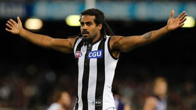 Héritier Lumumba, Leon Davis and Andrew Krakouer to cut all ties with Collingwood over systemic racism dialogue