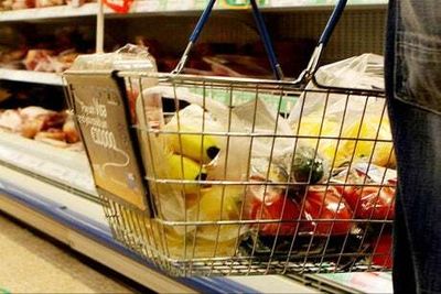 Inflation hits fresh 30-year high of 7%