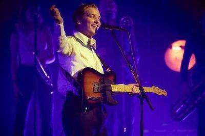 George Ezra at the London Palladium gig review: blazing sunshine tempered by subtle shadow
