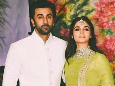 Alia Bhatt-Ranbir Kapoor wedding: Mickey Contractor to do make-up and hair styling for bride and groom - Exclusive!