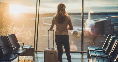 Girlfriend dumps boyfriend after his mum refuses to fly her first class