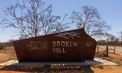 Broken Hill nursing home bracing for ‘worst-case scenario’ after four residents die from Covid