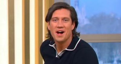 'Tipsy' Vernon Kay tells wife Tess Daly he's going to bed after boozy This Morning