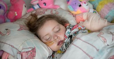 Mum of terminally ill girl, 7, with days to live can't afford to put heating on in home