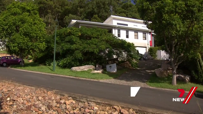 54 crocodiles and pythons burnt alive in garage fire at Gold Coast home