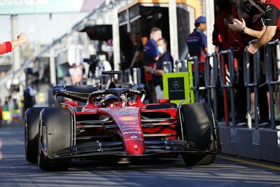 Leclerc warns Ferrari not to "overdo things" amid title fight