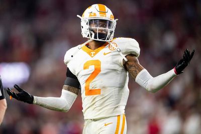 Titans held top-30 visit with Tennessee DB Alontae Taylor