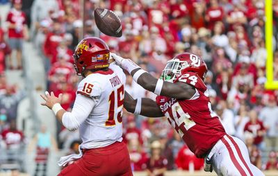 Oklahoma LB Brian Asamoah mocked to Raiders by CBS Sports