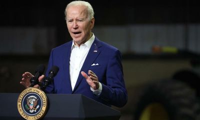 Biden commits $800m in new Ukraine aid after call with Zelenskiy – as it happened