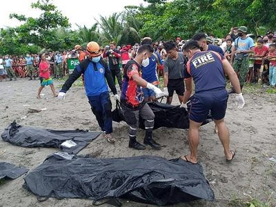 'Safer' higher ground becomes fatal site in Philippine landslide