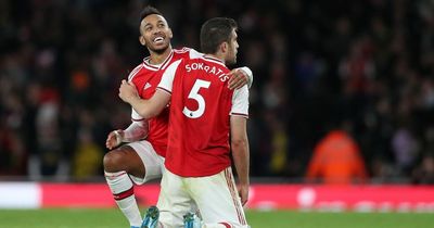 Mikel Arteta and Arsenal slammed by former star for Pierre-Emerick Aubameyang saga